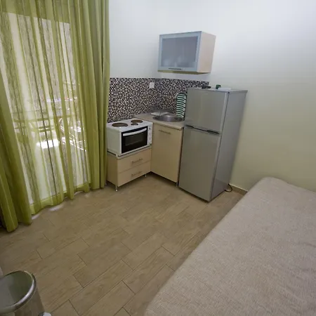 Horizontas * Nea Plagia